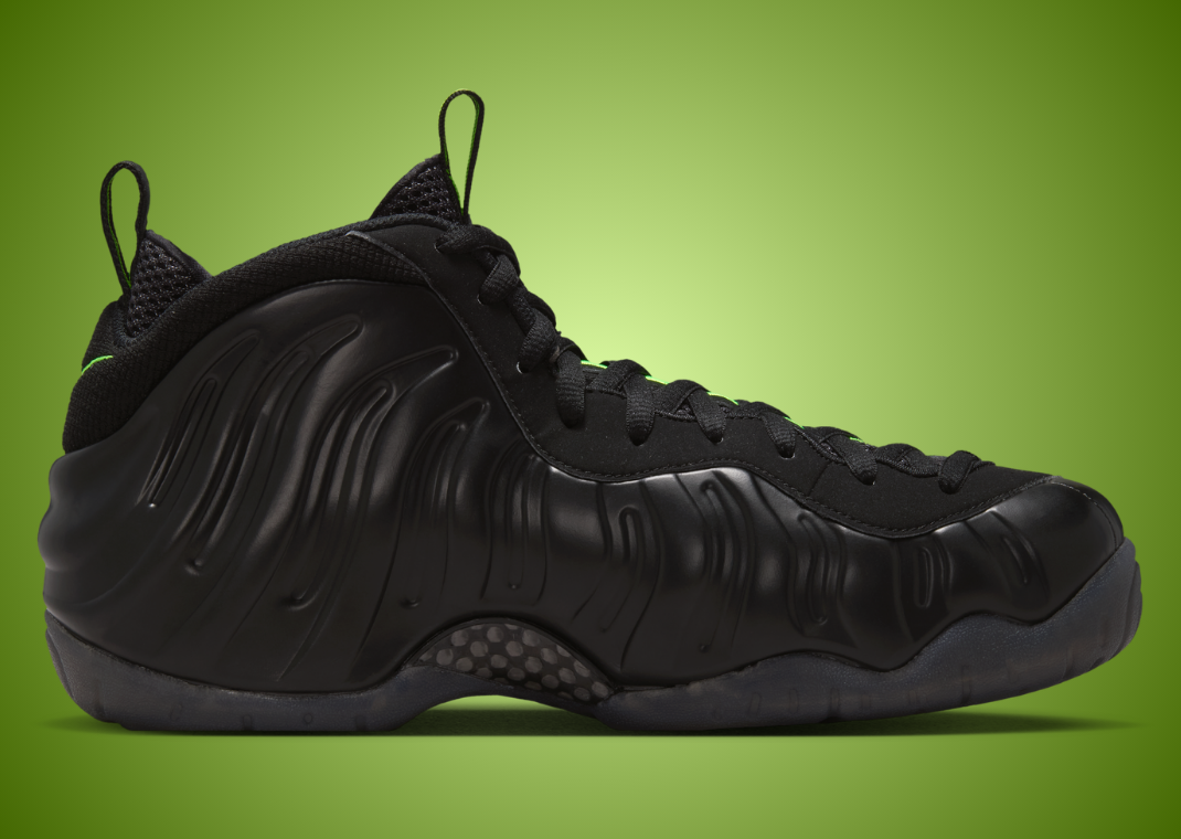 Nike Air Foamposite Pro Voltage - Medial