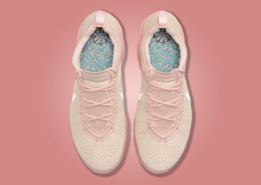Pink Hits Accent The Nike Air VaporMax 2023 Flyknit Oatmeal