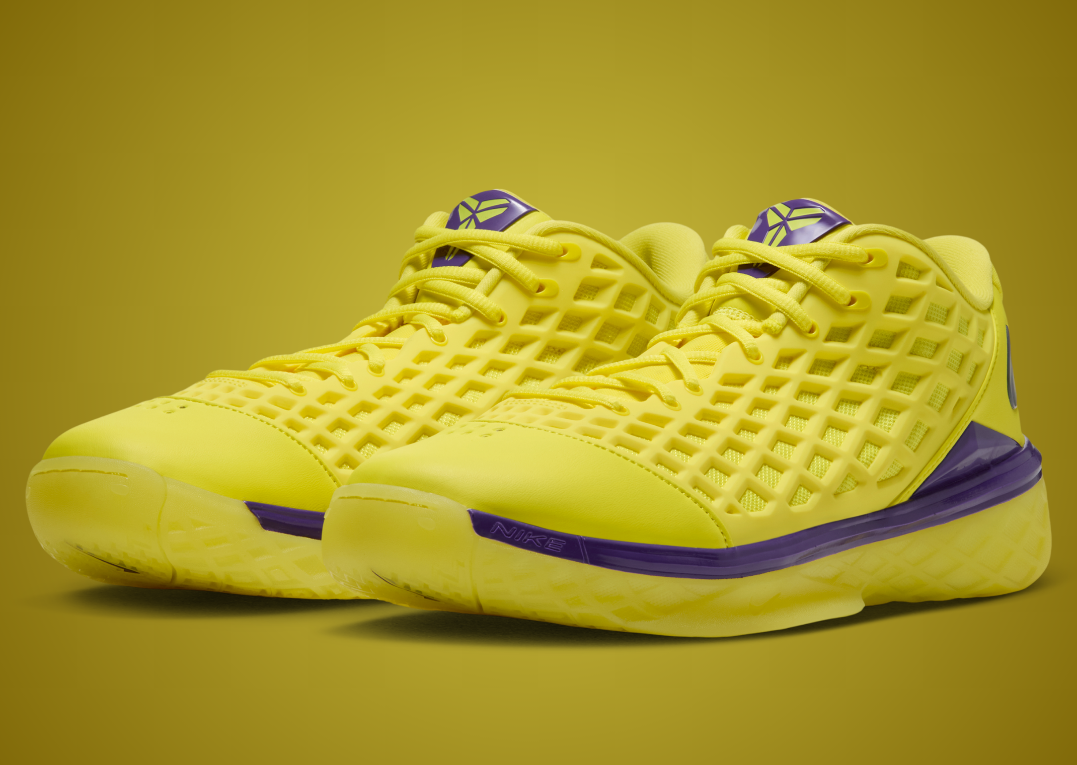Nike Kobe 3 Low Protro Dynamic Yellow
