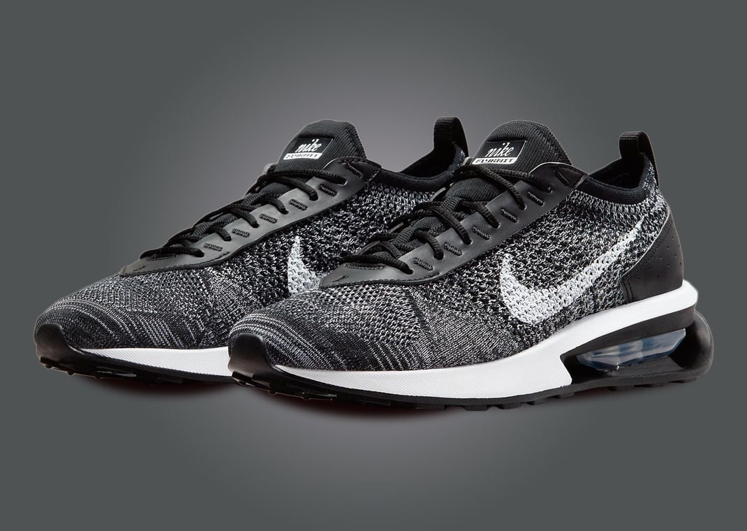 Nike Air Max Flyknit Racer Oreo