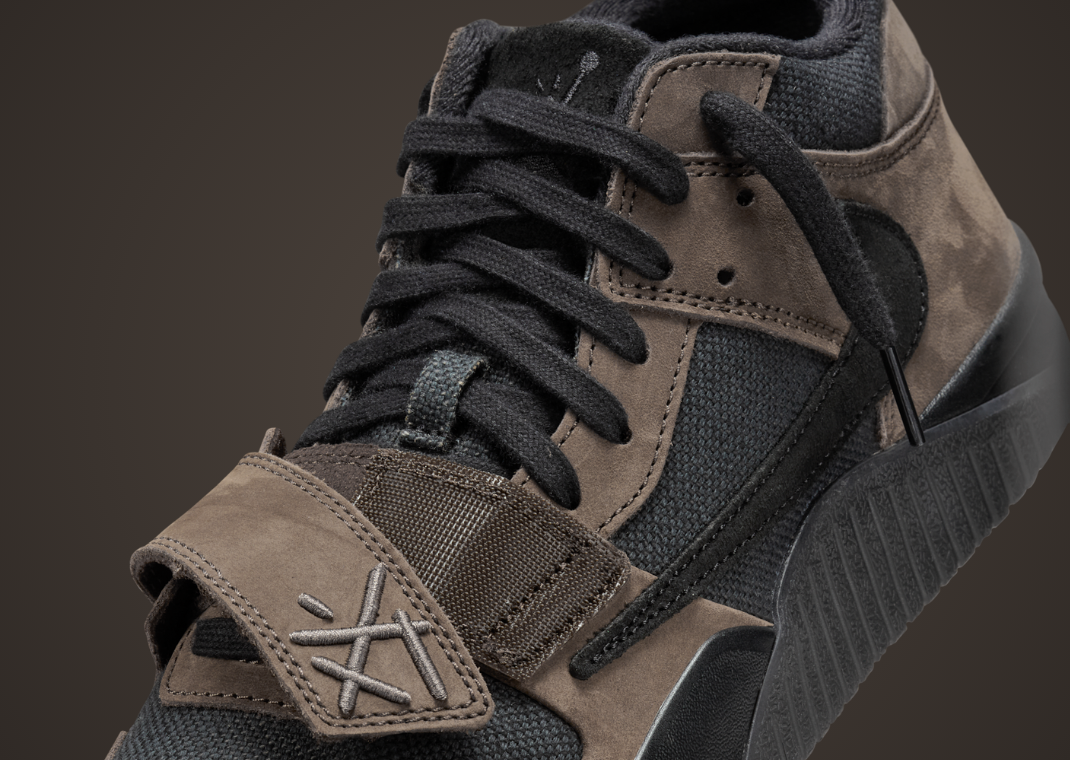Travis Scott x Jordan Jumpman Jack Dark Mocha Black Detail