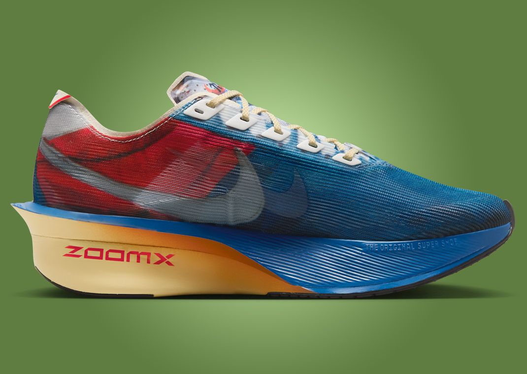 Nike Vaporfly 4 International Running Pack Medial