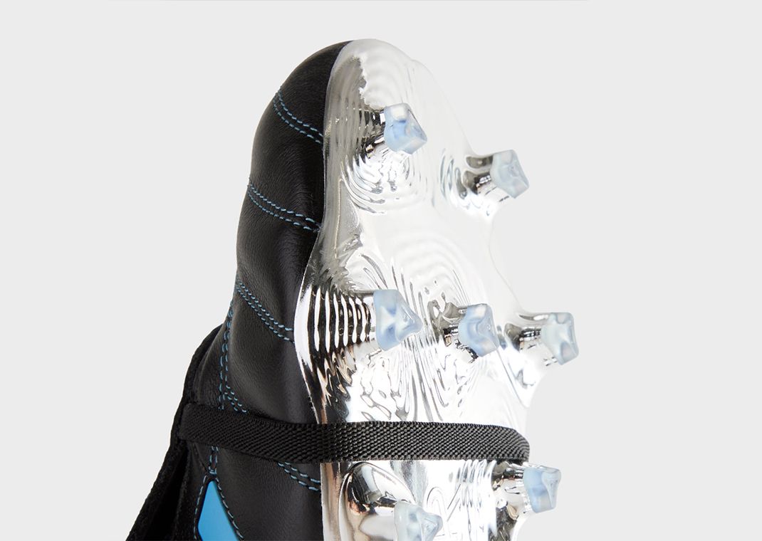 Kith x adidas Predator Mania Cleat Black Blue Outsole Detail