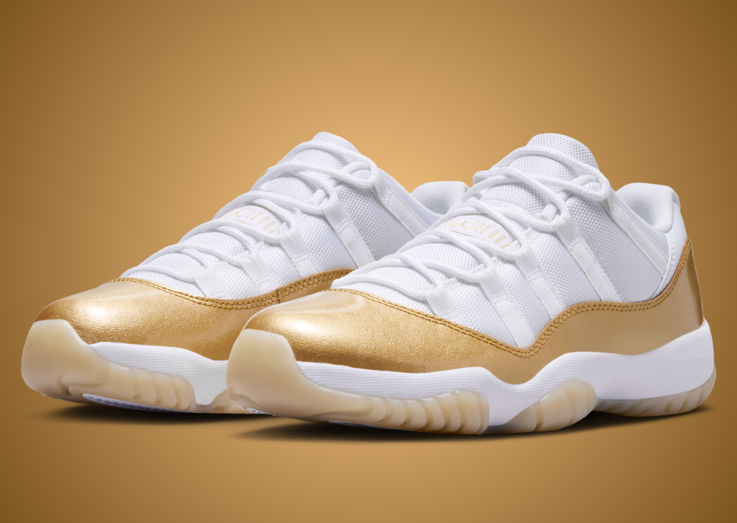 Air Jordan 11 Low Mother's Day - Angle