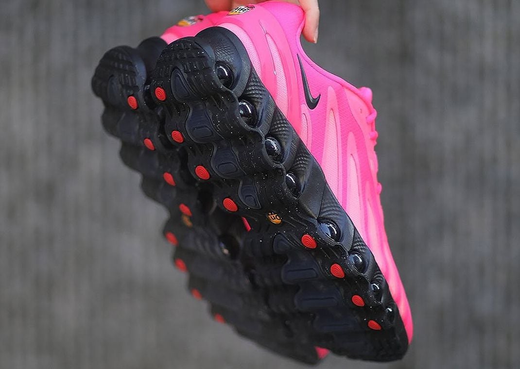 Nike Air Max DN8 Hyper Pink (W)