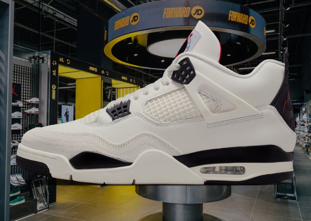 Air Jordan 4 Flight Club