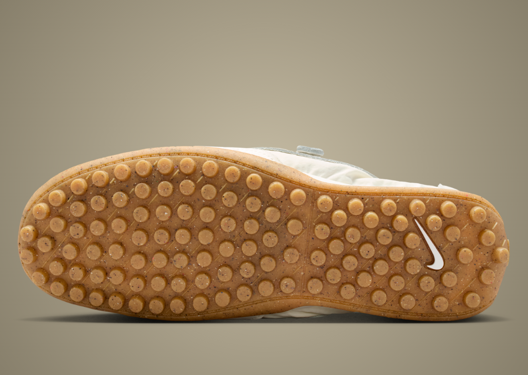 Jacquemus x Nike Moon Shoe SP Soft Pearl (W) - Bottom