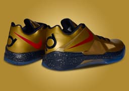 Nike KD 4 Gold Medal Heel Angle