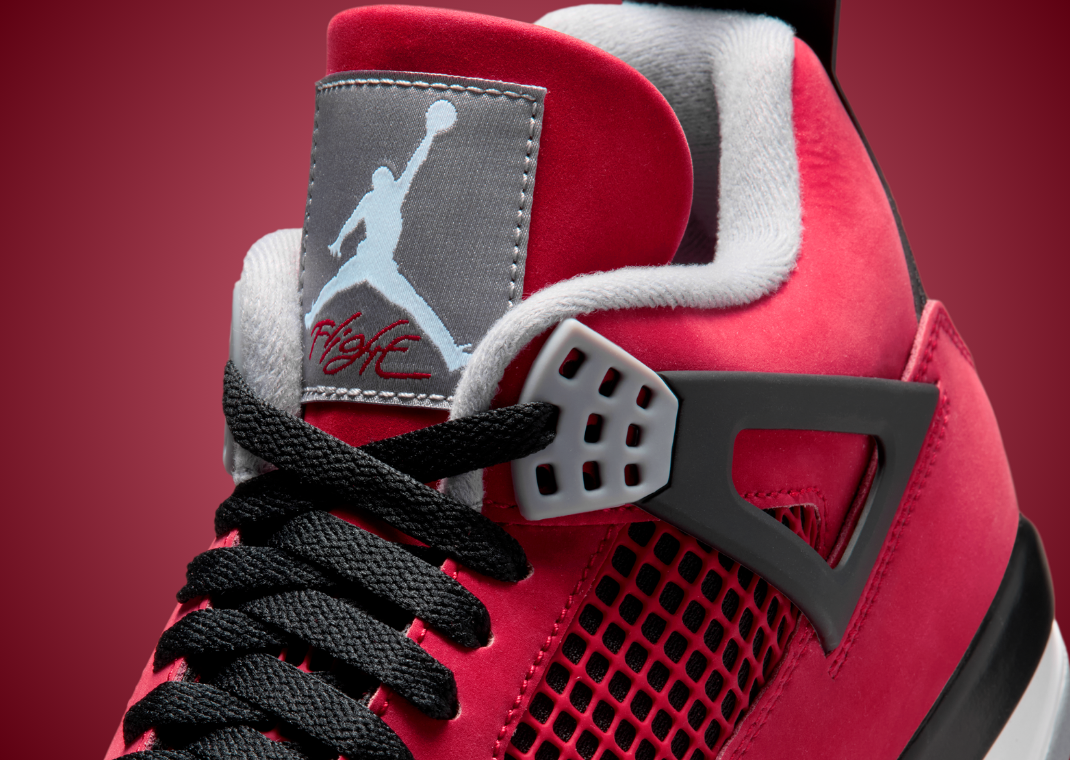 Air Jordan 4 Retro Toro Bravo Detail