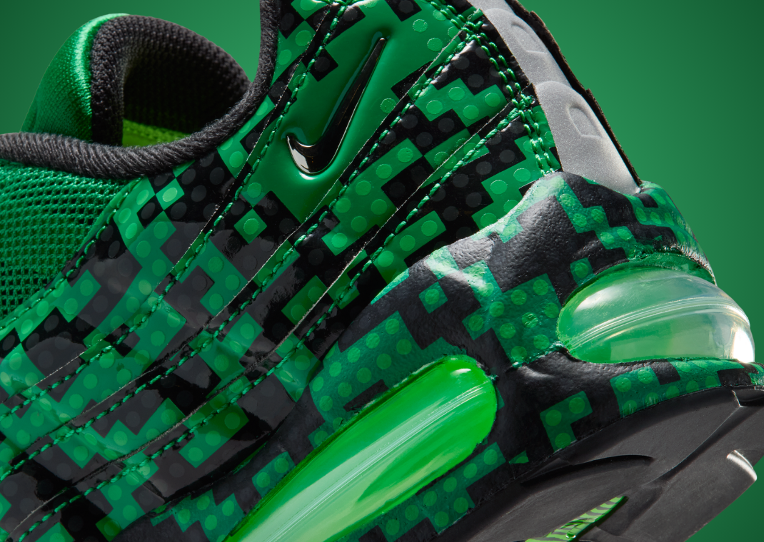 LEGO x Nike Air Max 95 Lucky Green (GS) - Heel Detail