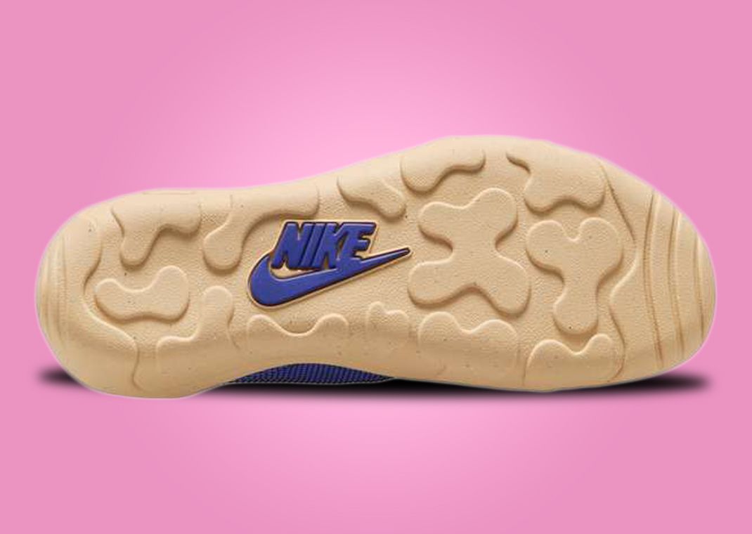 Nike Aqua Turf Deep Night Laser Orange Outsole