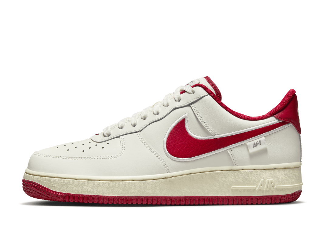 Nike Air Force 1 '07 Sail Gym Red Lateral