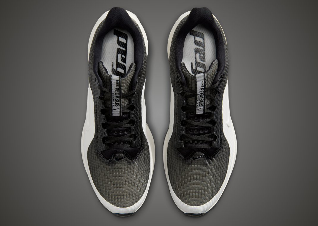 Nike Pegasus Premium SP Black Sail - Top