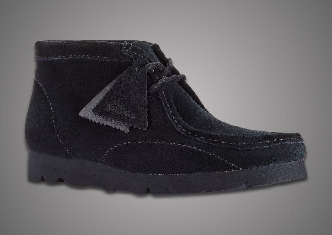 Post Archive Faction x Clarks Originals Wallabee Boot Black - Angle