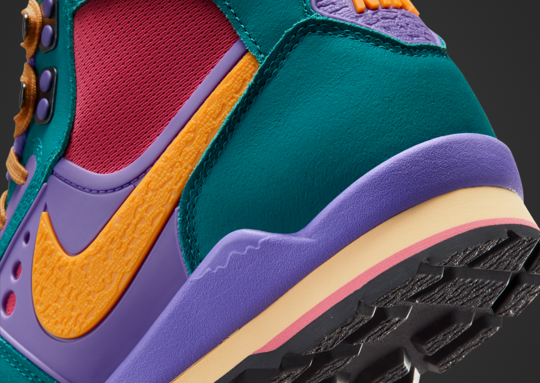 Nike Baltoro Bright Spruce Kumquat - Heel Detail