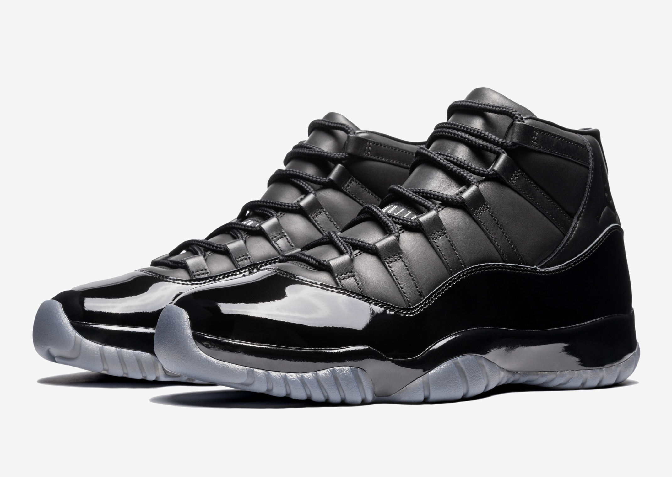 COMME des GARÇONS Homme Plus x Air Jordan 11 Retro Black Angle