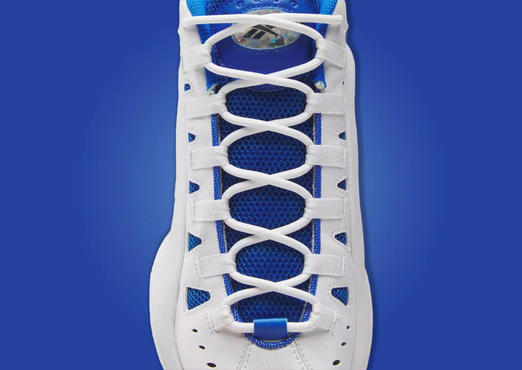 Reebok ES22 Electric Cobalt Tongue Detail