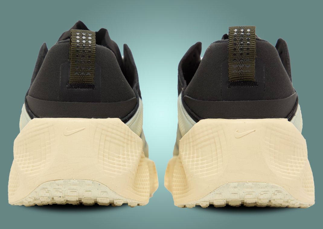 Nike AVA Rover Black Muslin Heel