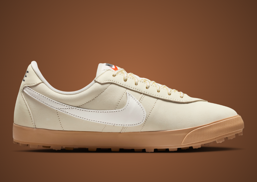 Nike Astrograbber Coconut Milk - Medial