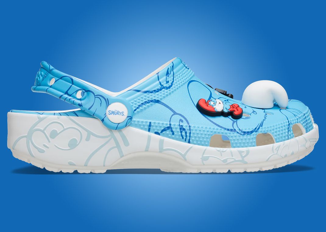 The Smurfs x Crocs Classic Clog Lateral