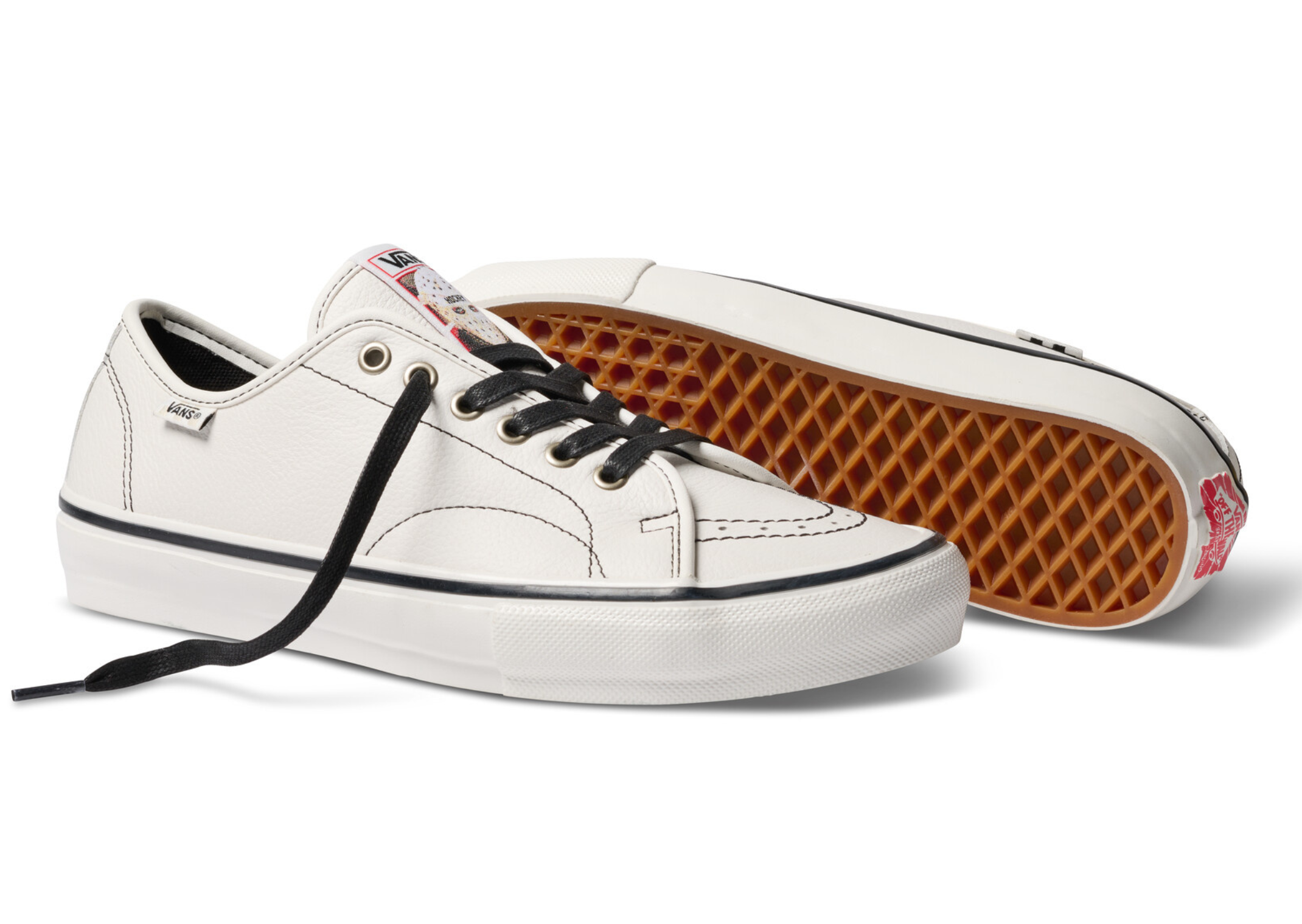 Hockey x Vans AVE Classic White - Angle