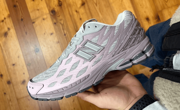 New Balance 1906M Metallic Pink