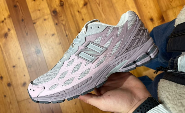 New Balance 1906M Metallic Pink