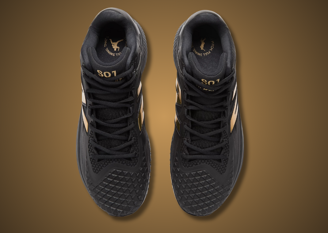 New Balance Ohtani 1 Turf Black Gold Top