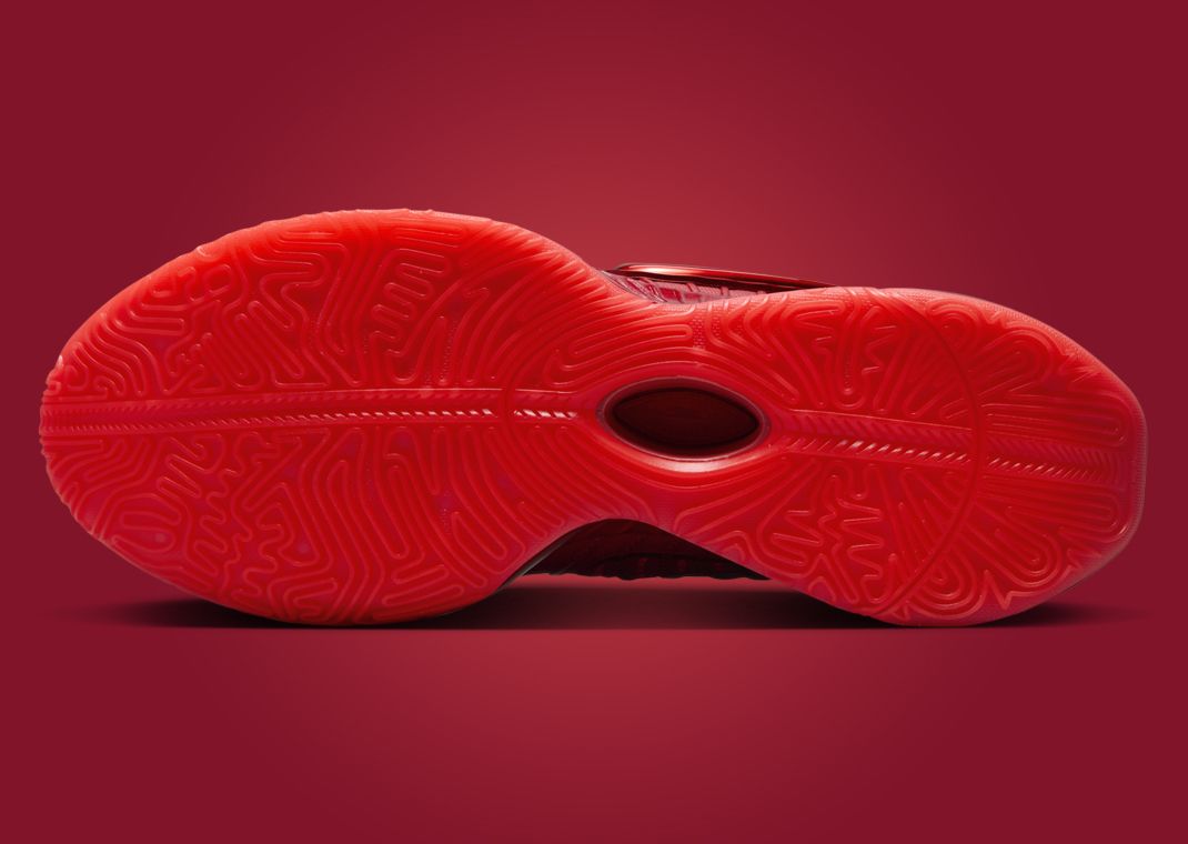 Nike LeBron 21 Devotion Outsole