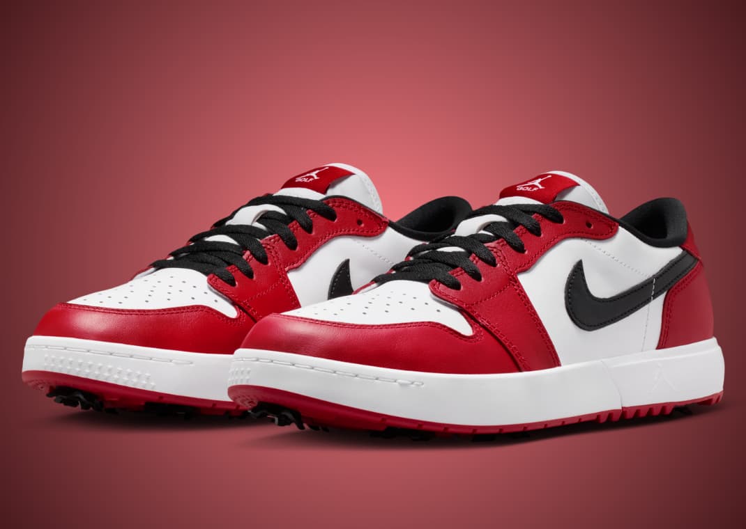シューズ(男性用) Nike Air Jordan 1 low Chicago golf The Air Jordan 1 Low Golf Spike Gets a Chicago Colorway