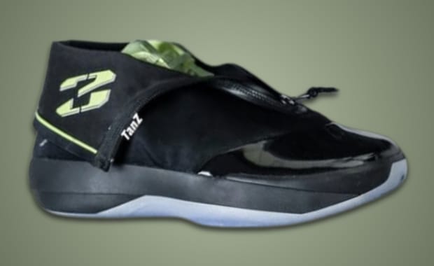 The Folded Over Air Jordan 4028 is the Latest Jordan 40 Hybrid 