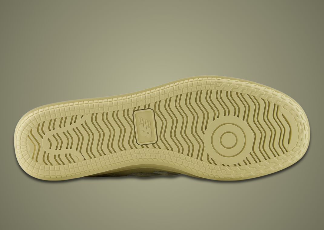 AURALEE x New Balance T500 Vintage Ivory - Bottom