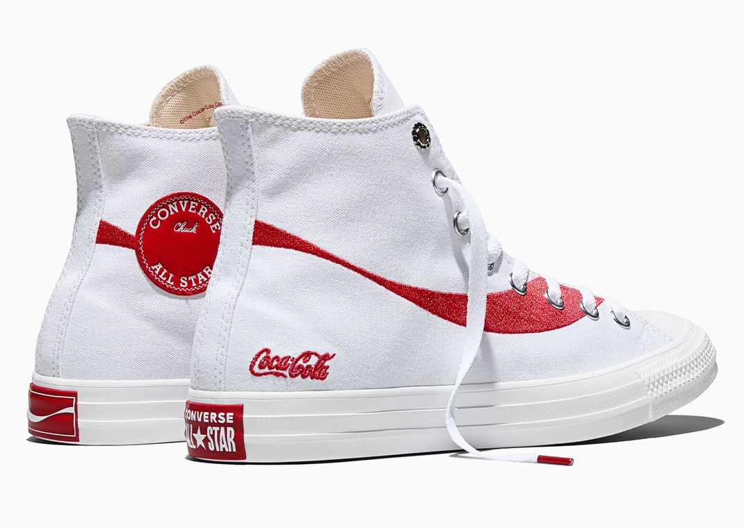 Coca-Cola x Converse Chuck Taylor White Red - Back Angle