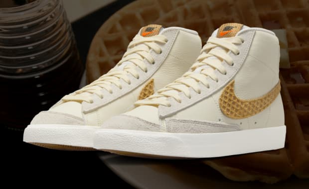 Nike Blazer Mid 77 Waffle