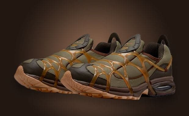 This Nike Air Kukini Comes In Dark Earth Tones