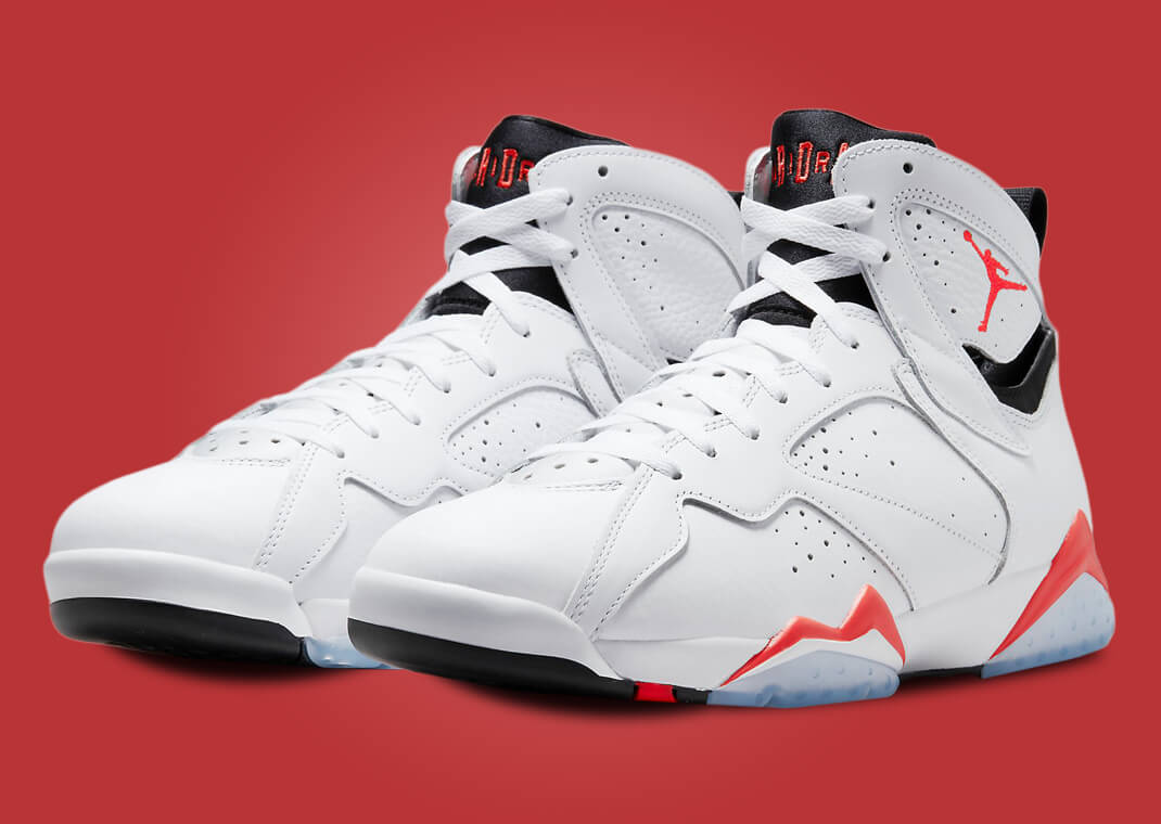 Air Jordan 7 Retro "White Infrared."