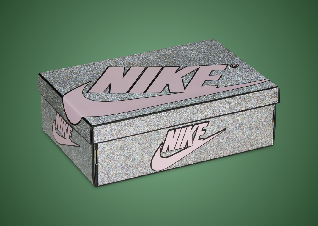 A Ma Maniere x Nike Air Force 1 WYWS Green Stone - Box