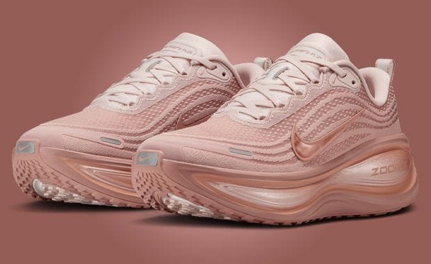 The Women’s Nike Vomero Plus Particle Pink Rose Gold Releases September 2025