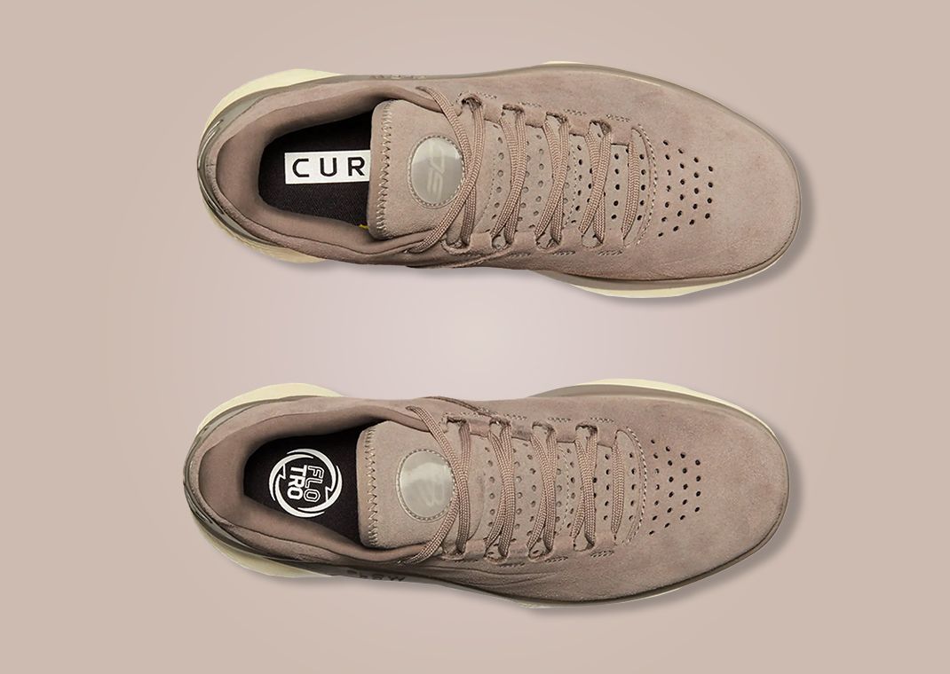 Under Armour Curry 1 Low FloTro Lux Minerals Taupe Dusk Top