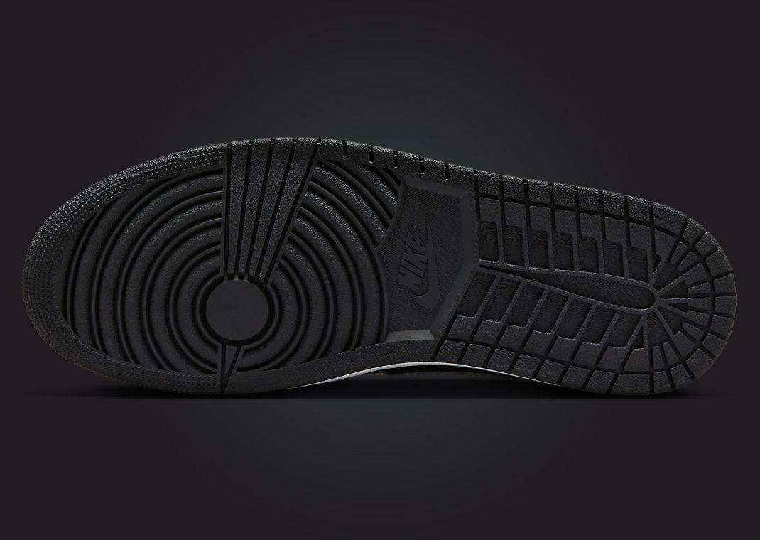 Air Jordan 1 Retro Low OG Shadow Outsole