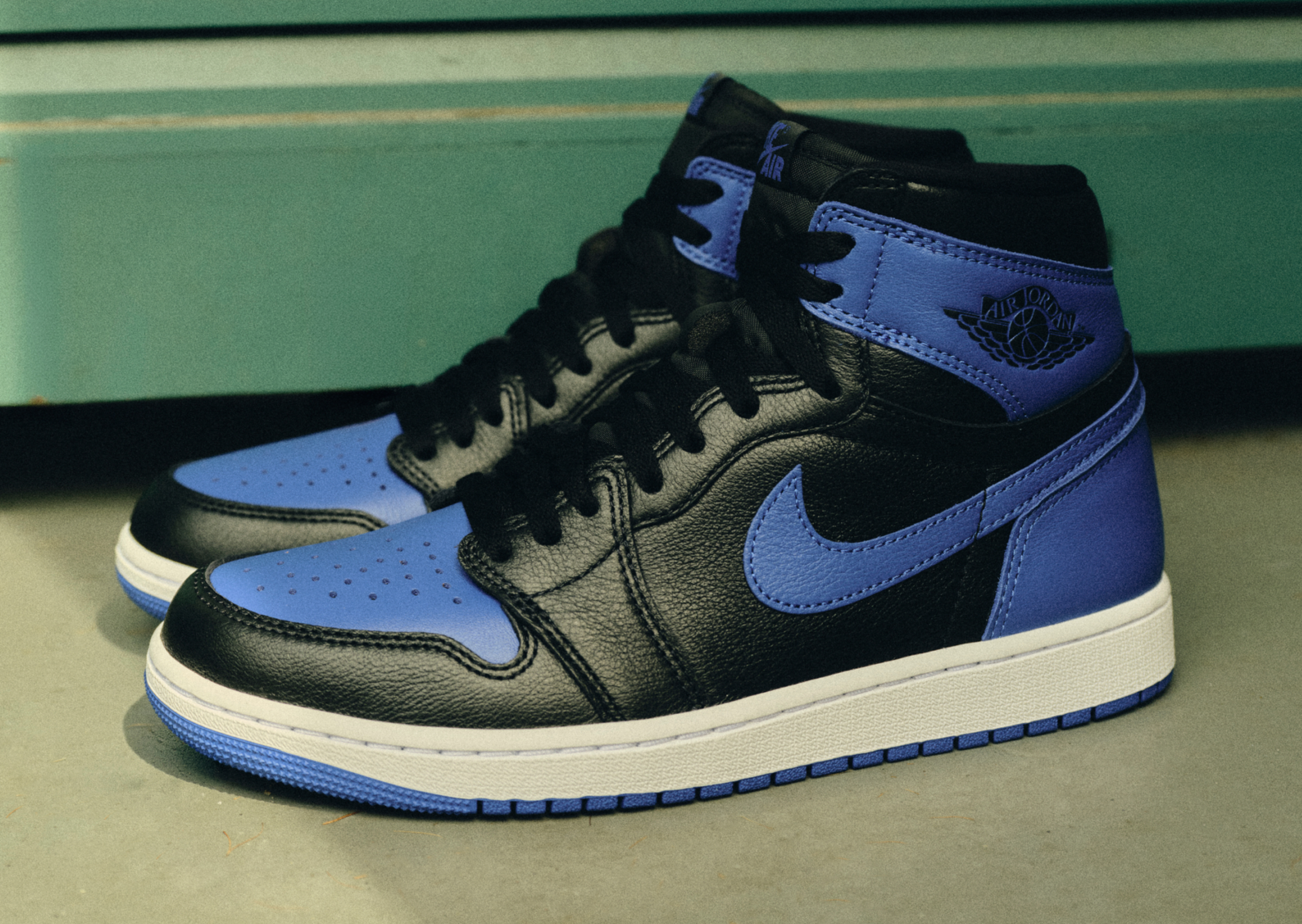 Air Jordan 1 Retro High OG Royal
