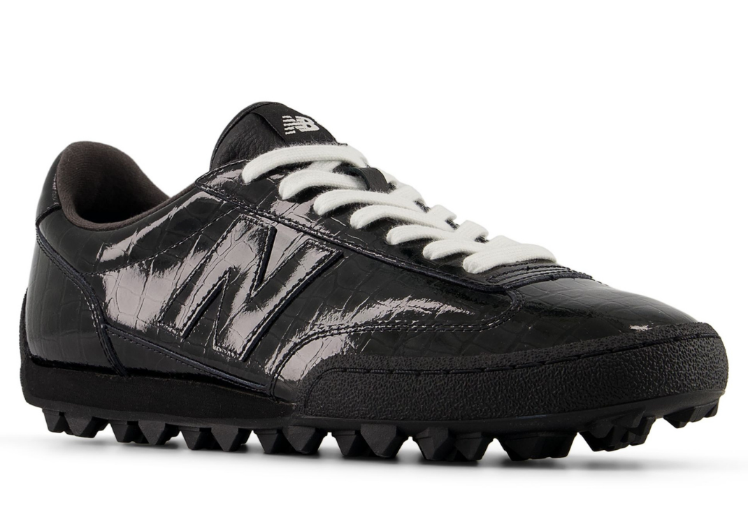 New Balance Gator Run Black - Angle