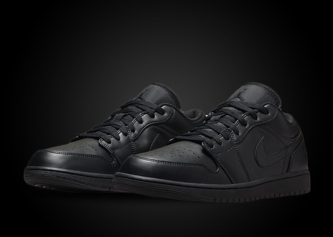 Air Jordan 1 Low Triple Black