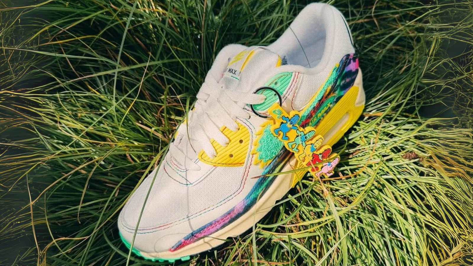 The Oregon Ducks and Grateful Dead Join Forces on This Nike Air Max 90