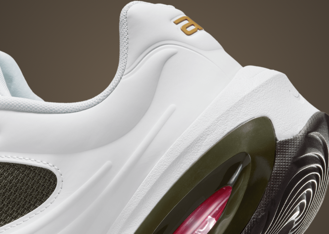 Veneda Carter x Nike Air Max Muse White Hyper Pink (W) Heel Detail
