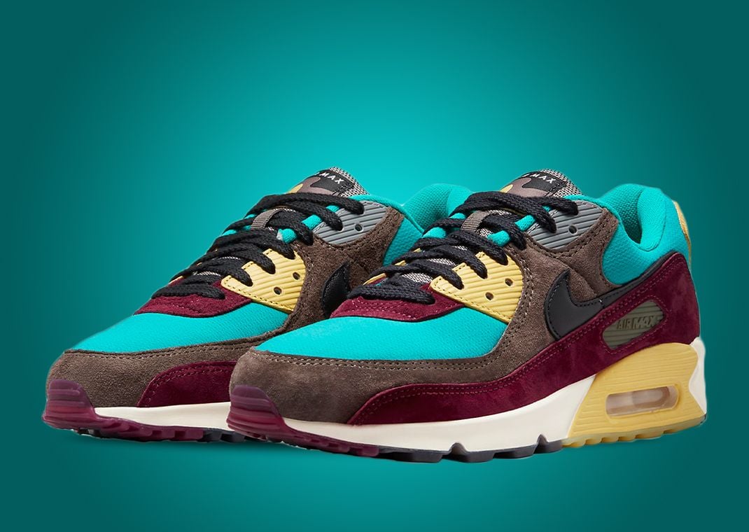 Nike Air Max 90 "Ridgerock Turbo Green"