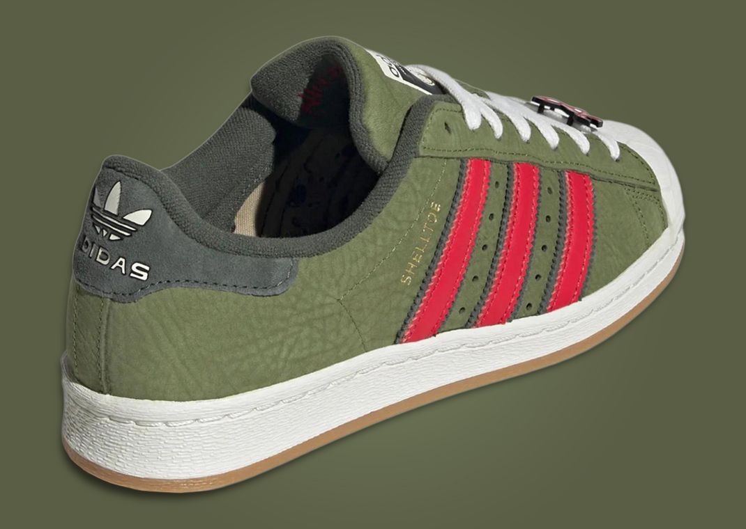 Teenage Mutant Ninja Turtles x adidas Superstar Shelltoes Heel Angle
