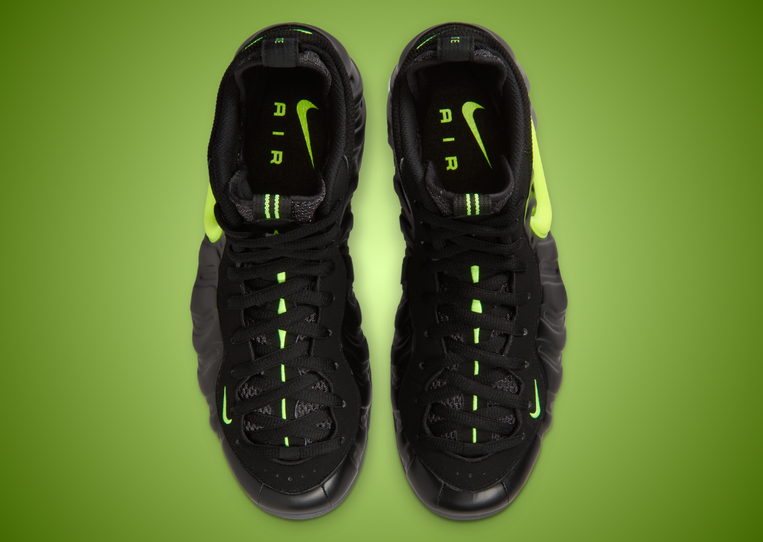 Nike Air Foamposite Pro Voltage - Top