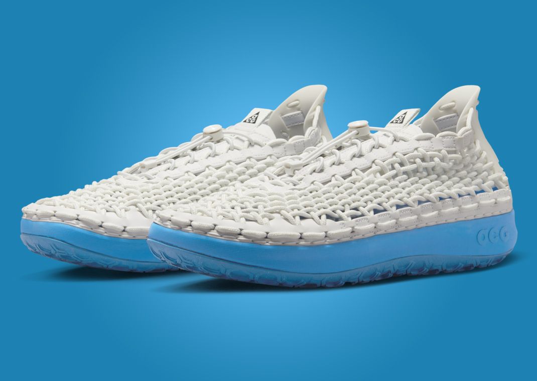 Nike ACG Watercat+ Summit White Light Photo Blue Angle