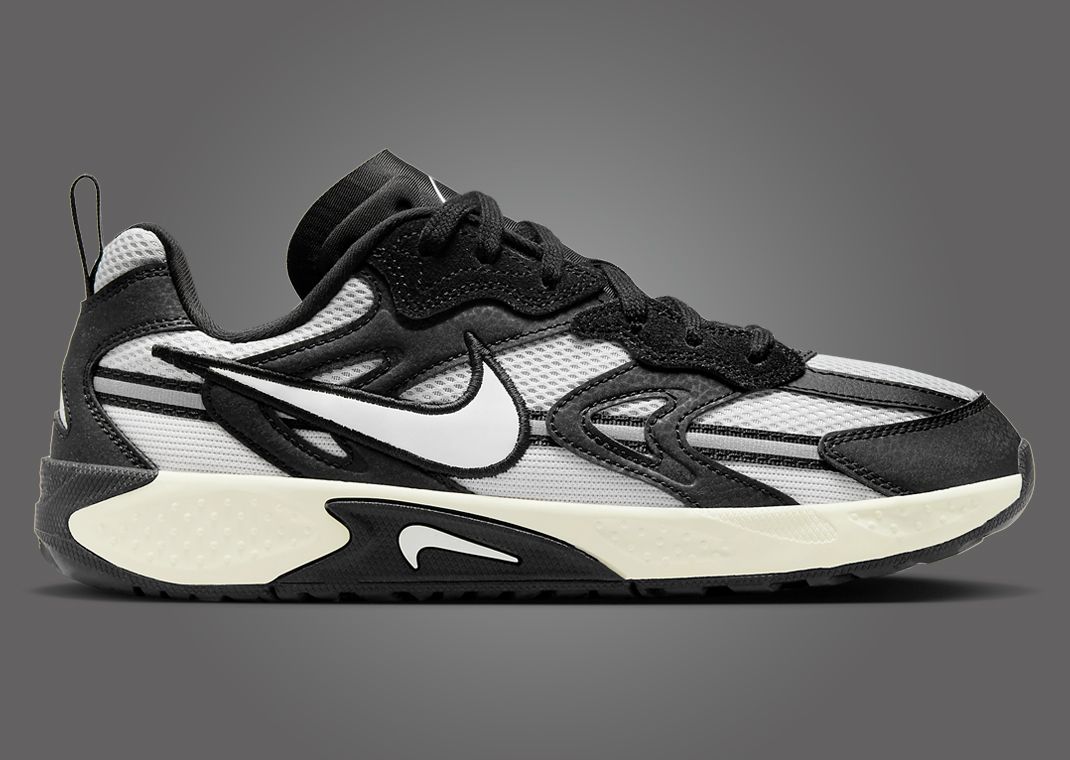 Nike Jam Black White Lateral